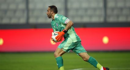 Ojo Claudio Bravo: el arquero que se candidateó para ocupar la portería de la Selección Chilena