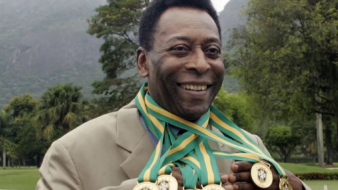 Funeral por Pelé: así se desarrolla la despedida a una de las grandes leyendas del fútbol