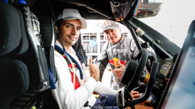 Formaron equipo: la ayuda de Carlos Sainz Jr. a su padre en el Rally Dakar