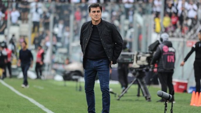 "El club tendrá que proponer": la exigencia de Quinteros de cara a su continuidad en Colo Colo