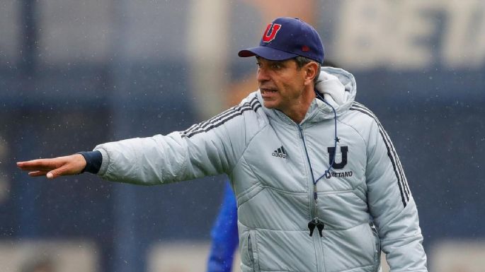 "Somos un club serio": en Universidad de Chile piensan que Pellegrino puede seguir