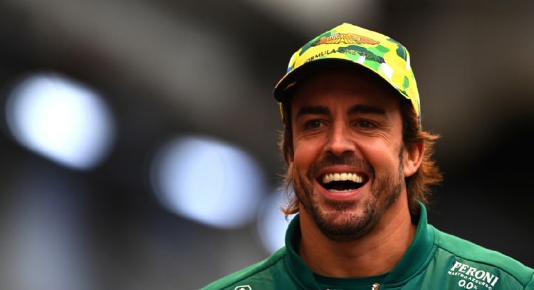 "Equipo muy poderoso": el verdadero motivo de la renovación de Fernando Alonso con Aston Martin
