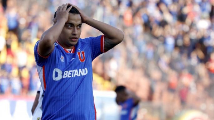 No vuelve a Universidad de Chile: el ex Azul que podría marcharse a Argentina o México