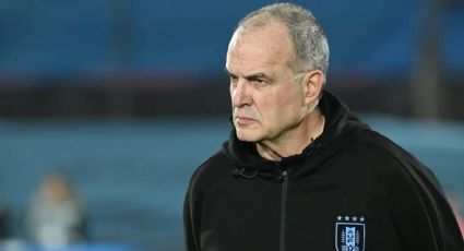 "Siempre me escriben": el jugador con presente europeo que sigue Marcelo Bielsa para Uruguay