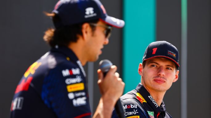 "No va a caer sin pelear": un campeón de F1 le pide a Max Verstappen que se cuide de Checo Pérez