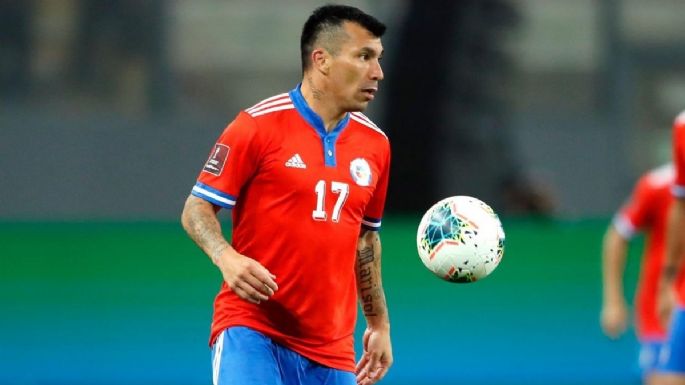 Se lo reclamó a Berizzo: el jugador que Gary Medel pidió como titular en la Selección Chilena