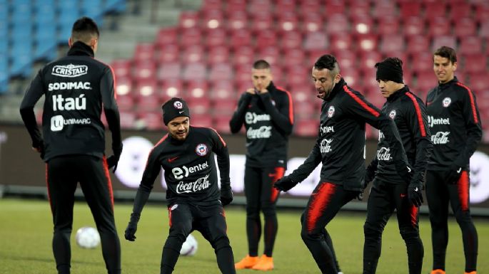 Momento complicado: el futbolista de la Selección Chilena que no juega y su valor decae