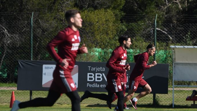 Un calvario: llegó como refuerzo estrella a River, pero no convirtió y se extiende su mala racha