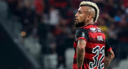 No están contentos: Flamengo evalúa el futuro de Arturo Vidal por su elevado salario