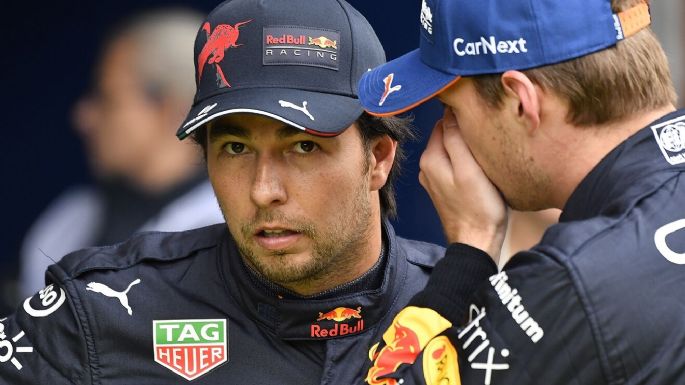 "Billones de dólares": el entorno de Checo Pérez respondió si Red Bull beneficia a Max Verstappen