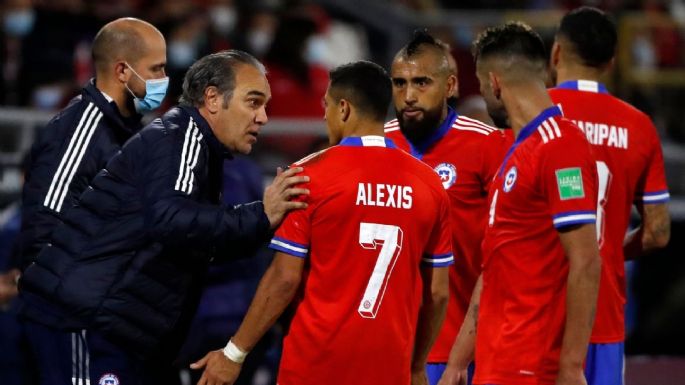 Tras burlarse de la Selección Chilena: decidió jugar para otro país y ahora lleva meses lesionado