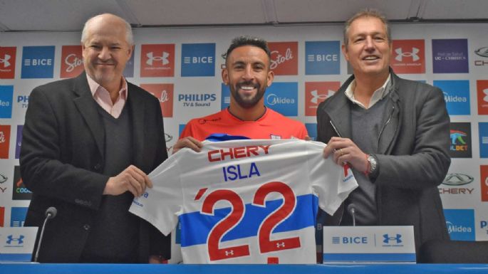 A Universidad Católica le sale caro: el millonario sueldo que recibe Mauricio Isla por temporada