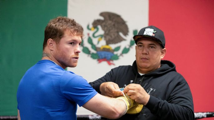 "Nosotros no": Eddy Reynoso dejó en claro qué hará Canelo Álvarez si Bivol no acepta sus condiciones