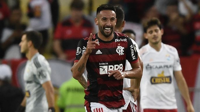 Por culpa de Mauricio Isla: Flamengo optó por el ex UC y dejó escapar una figura de Argentina