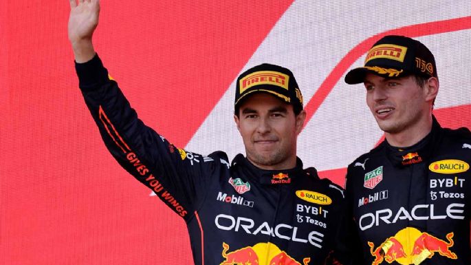 "Muy talentoso": Checo Pérez hizo las pases con Max Verstappen y lo llenó de elogios