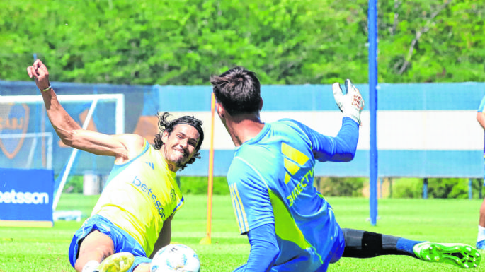 La decisión que tomó el entrenador de Boca con Edinson Cavani de cara al inicio de la temporada