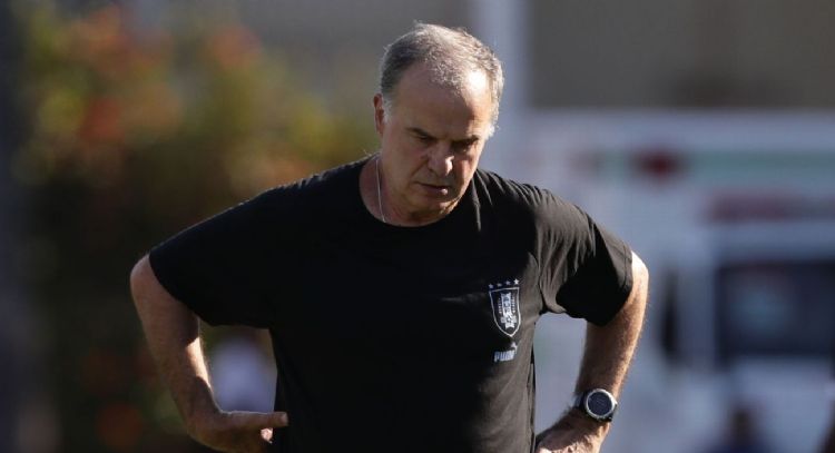 Preocupación en Uruguay: la decisión de Marcelo Bielsa de cara al próximo partido