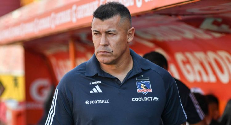 Sufre Jorge Almirón: la importante baja que tendrá Colo Colo en el próximo duelo