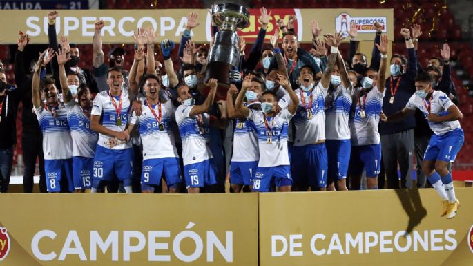 Extraña Universidad Católica: se marchó a Europa pero no se olvida de su pasado