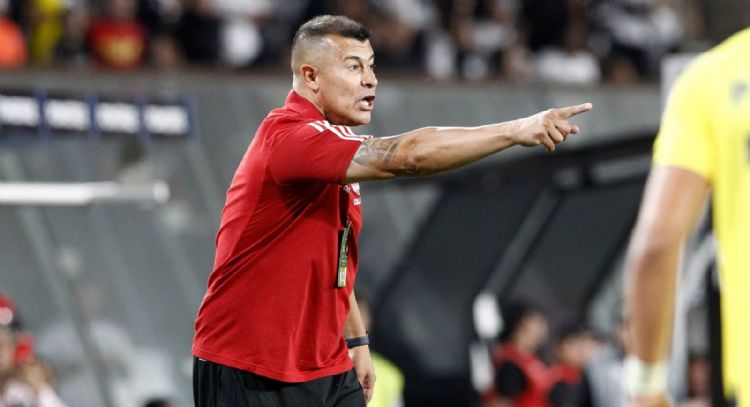 Alarma en Colo Colo: un equipo ratificó su interés y quiere quitarle a un jugador