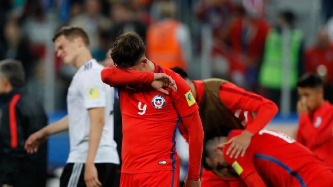 Con pasado en la Selección Chilena: se desgarró y los hinchas del club lo quieren afuera