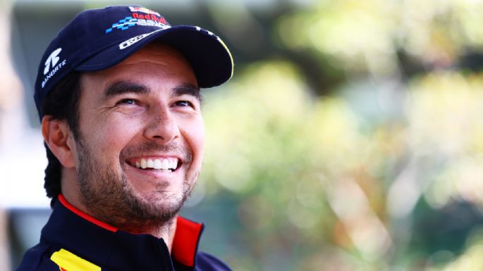 Es oficial: Checo Pérez y Red Bull seguirán juntos hasta 2026