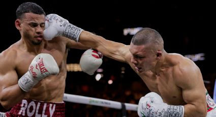 "Dos veces campeón": Floyd Mayweather apoyó a Rolly Romero a pesar de su derrota con Cruz