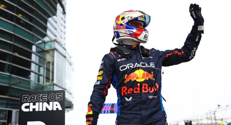 Volvió a hacer historia: Max Verstappen le dio un récord único a Red Bull