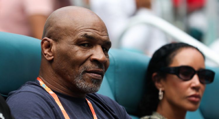 No le sale barato: el dinero que debe gastar Mike Tyson en el mantenimiento de su auto