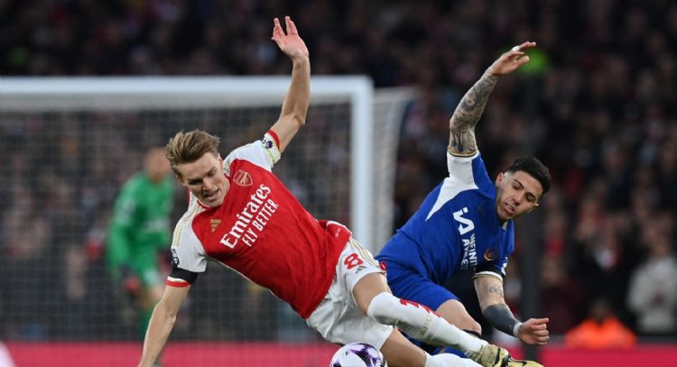 Duro golpe para Enzo Fernández: el Arsenal aplastó al Chelsea y se llevó el clásico