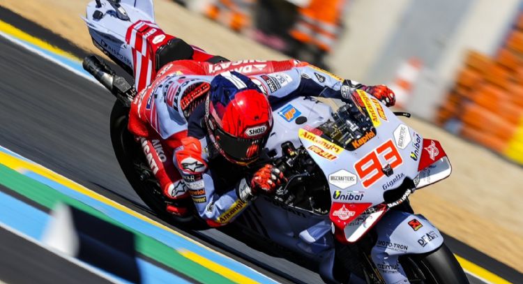 En la vuelta final: Marc Márquez sorprendió con una maniobra y terminó en el podio del GP de Francia