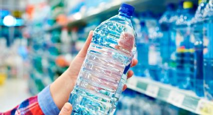 Descubierto en una investigación: el nuevo riesgo de beber agua de botella de plástico