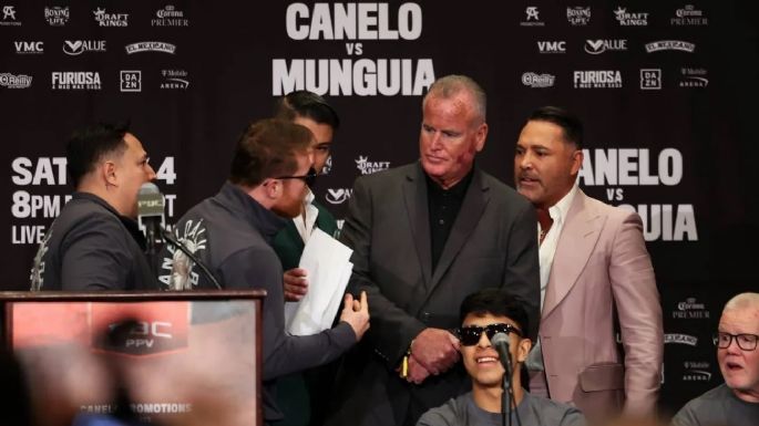 "Llenaste mis bolsillos": la nueva provocación de Óscar de la Hoya a Canelo Álvarez