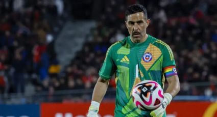 "Son raras": grave denuncia de Claudio Bravo por presunto perjuicio a la Selección Chilena