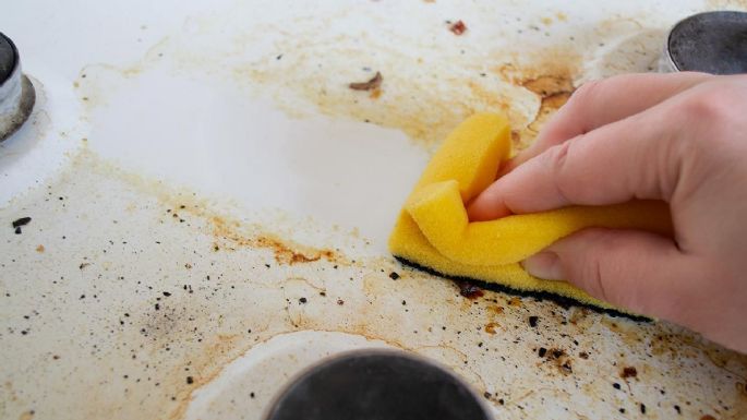 ¿Cansado de fregar?: el truco que quitará la grasa de tu cocina en simples pasos