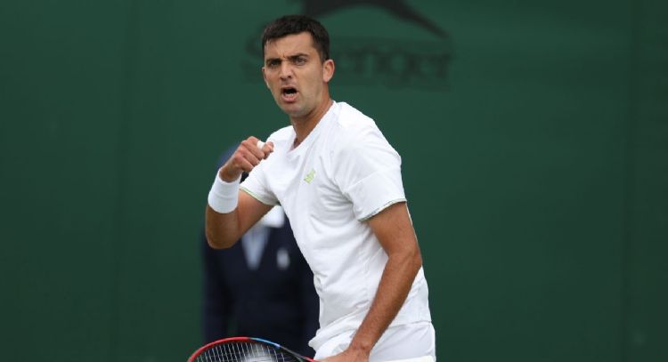 Sigue en carrera: Tomás Barrios Vera superó su debut en Wimbledon y espera por un partido clave