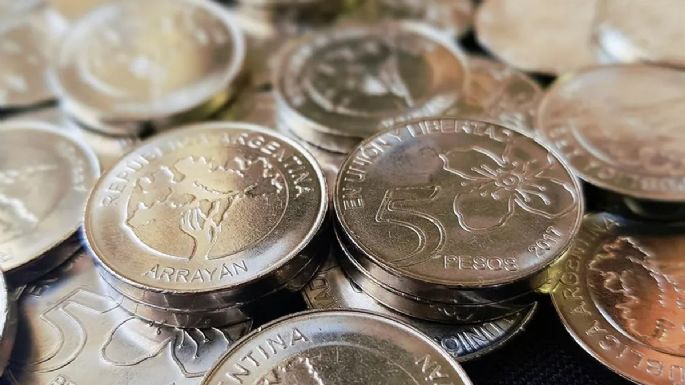 Los dólares que te salvarán el año: cuánto pagan por esta particular moneda de 5 pesos