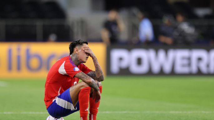 Llamado de atención: la gloria de la Selección Chilena que analiza su retiro