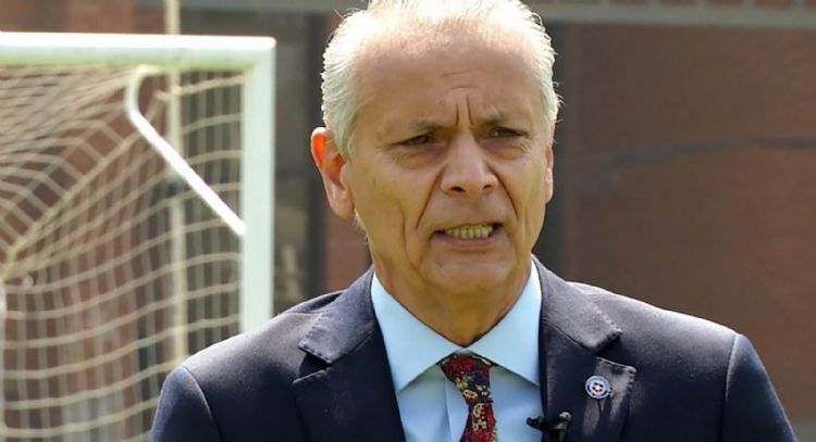 Cargó con todo contra el árbitro: Javier Castrilli analizó las polémicas de la derrota de Chile
