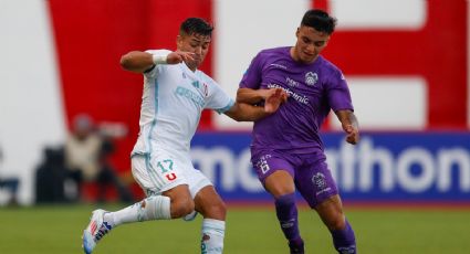 Amargo empate: con un hombre de menos, Universidad de Chile igualó sin goles con el SAU