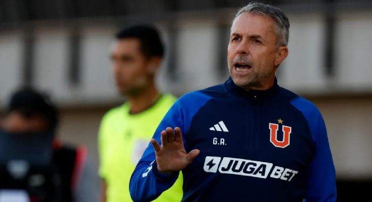Complicado revés para Universidad de Chile: nueva baja por lesión pone contras las cuerdas a Álvarez