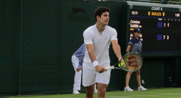 Otra decepción para Chile: Cristian Garín fue eliminado en la primera ronda de Wimbledon