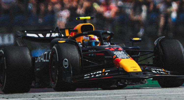 Lo mostró en las redes sociales: así quedó el monoplaza de Checo Pérez tras accidente con Piastri