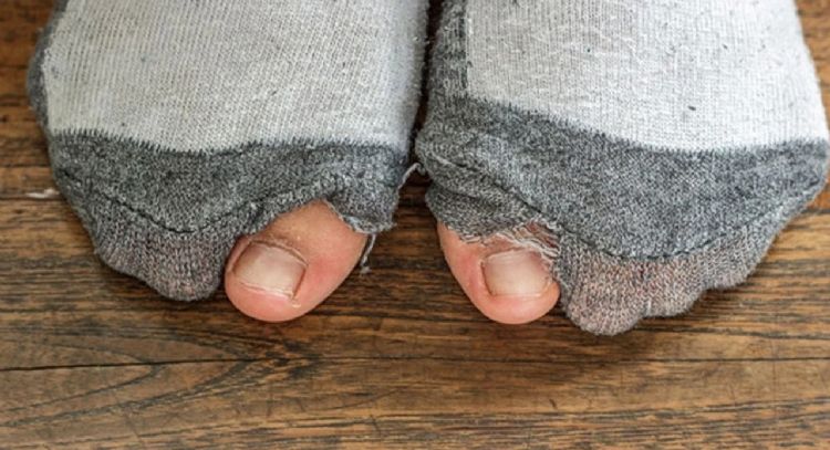 ¿Tienes calcetines agujereados?: descubre las mejores ideas para reciclarlos