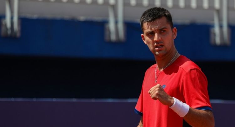 Aseguró un buen dinero y sube en el ranking: Tomás Barrios Vera eliminó a un favorito