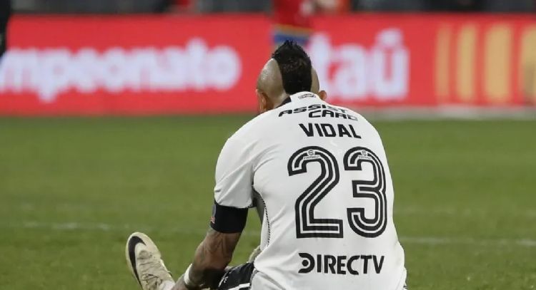 El blooper de Arturo Vidal en la Copa Libertadores que se hizo viral en las redes sociales