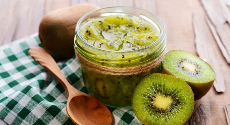 Saludable y fácil de hacer: la receta de mermelada de kiwi que cambiará tus desayunos