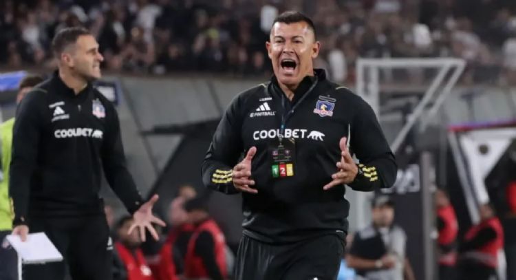 Lo quiere sí o sí: el nuevo pedido de Jorge Almirón a la dirigencia de Colo Colo