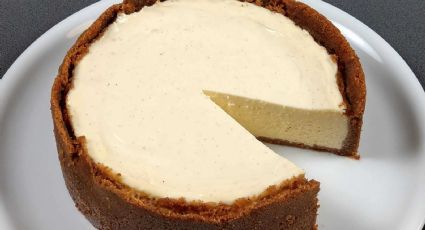 Para darte el gusto de la semana: la receta de cheesecake de Kinder que te salvará el postre