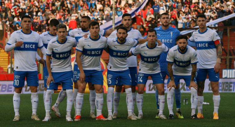 De Chile a Países Bajos: el club neerlandés que ficharía a esta figura de Universidad Católica